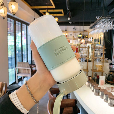 480ml Custom Borosilicate Glass 물병 가죽 수갑과 차 투여기