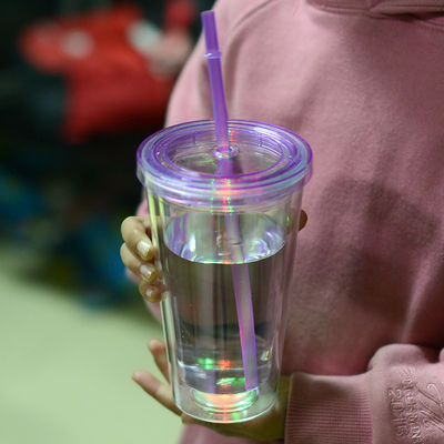 16oz LED 음주 음주 파티 물 깜빡이는 빛 컵을 밝히는 플라스틱 LED 이중 벽 텀블러