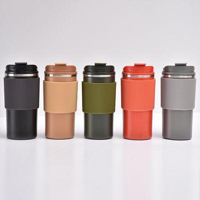 현대적인 디자인 BPA가 없는 맞춤식 잡기 자동차 듀얼 벽 450ML 스테인리스 스틸 컵