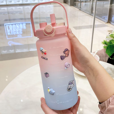 BPA 없는 64OZ 및 그라디언트 컬러 디자인을 가진 동기 부여 물병