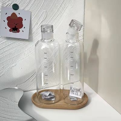 미니멀리즘 디자인 스타일 500ml BPA 없는 보로실리케이트 유리 물병 시간 표시기와 함께