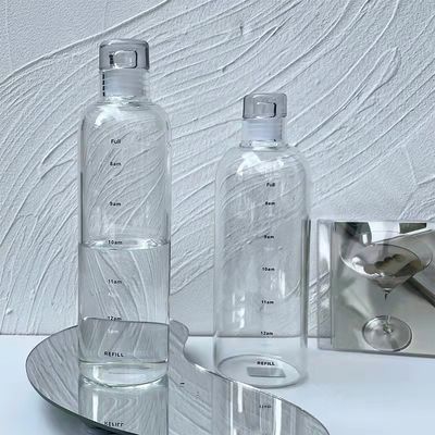 미니멀리즘 디자인 스타일 500ml BPA 없는 보로실리케이트 유리 물병 시간 표시기와 함께